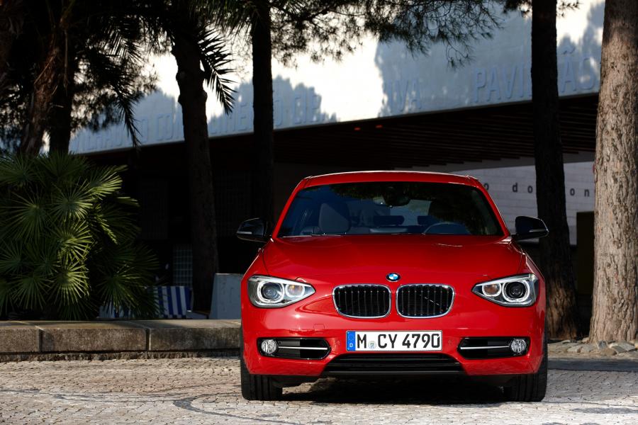  BMW 1-Series 2012 года  (фото 90 из 161)
